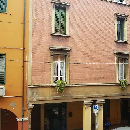アパート Casa Bella Del Borgo 2 ボローニャ