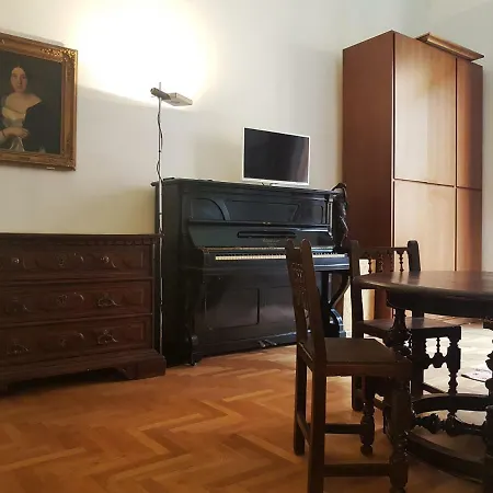 Casa Bella Del Borgo 2 * بولونيا